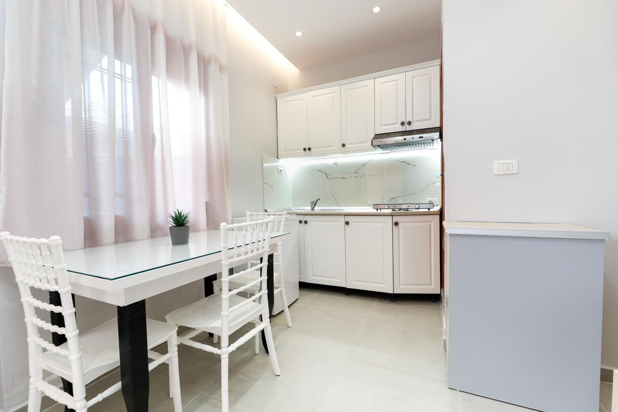 Vila Feliz - Premium Rooms With Free Private Parking فلورا المظهر الخارجي الصورة